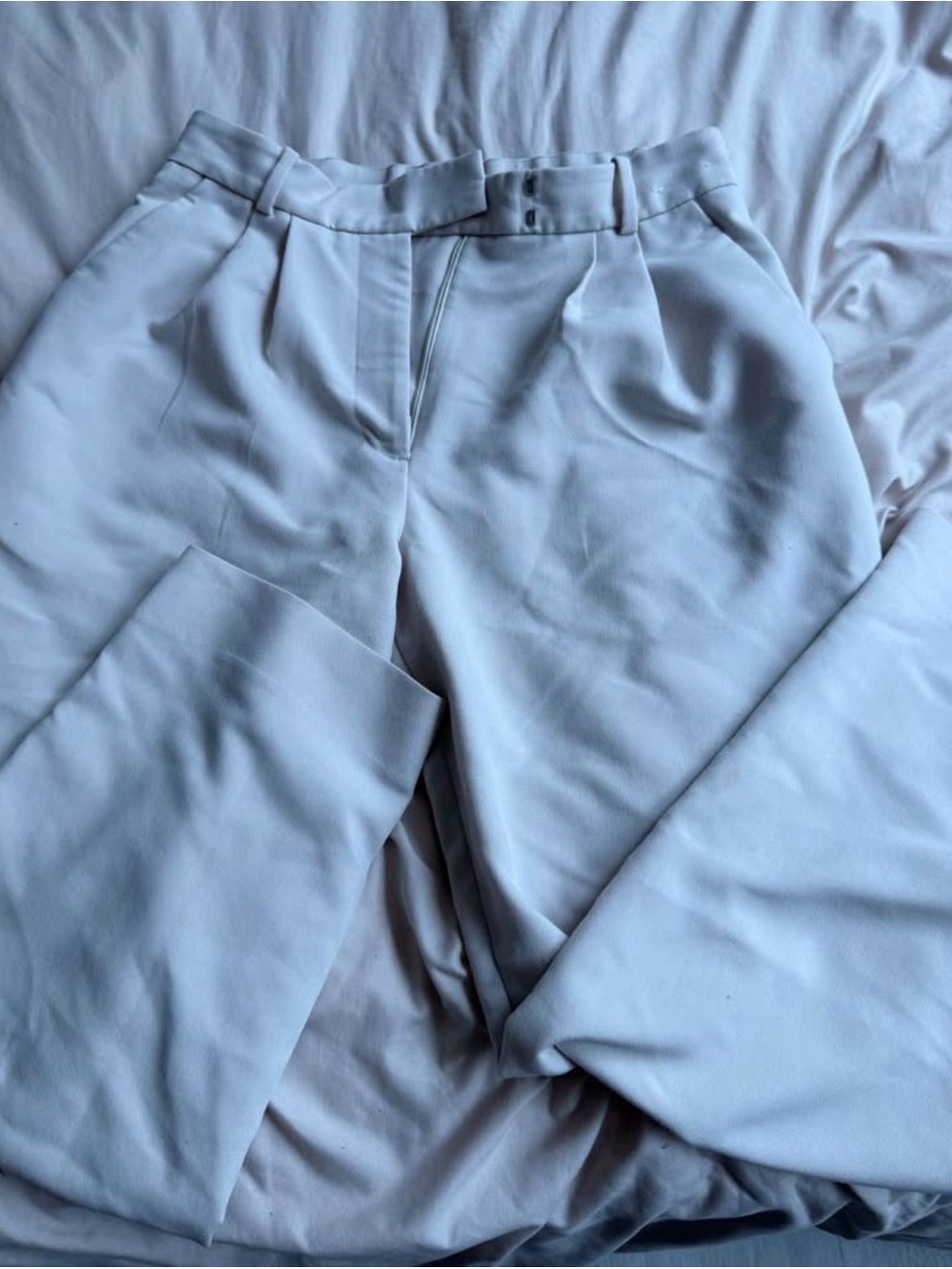 Abercrombie & Fitch cream coloured Sloane Tailored Wide Leg trousers Size 27